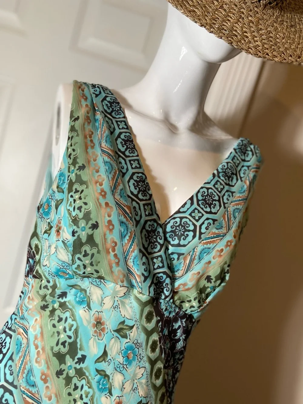 Rabbit Rabbit Rabbit Designs~Airy~Patchwork~Semi-Sheer Overlay~Dress~Size 10 - Picture 3 of 15